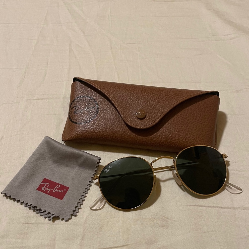 Ray-Ban Round Metal Sunglasses